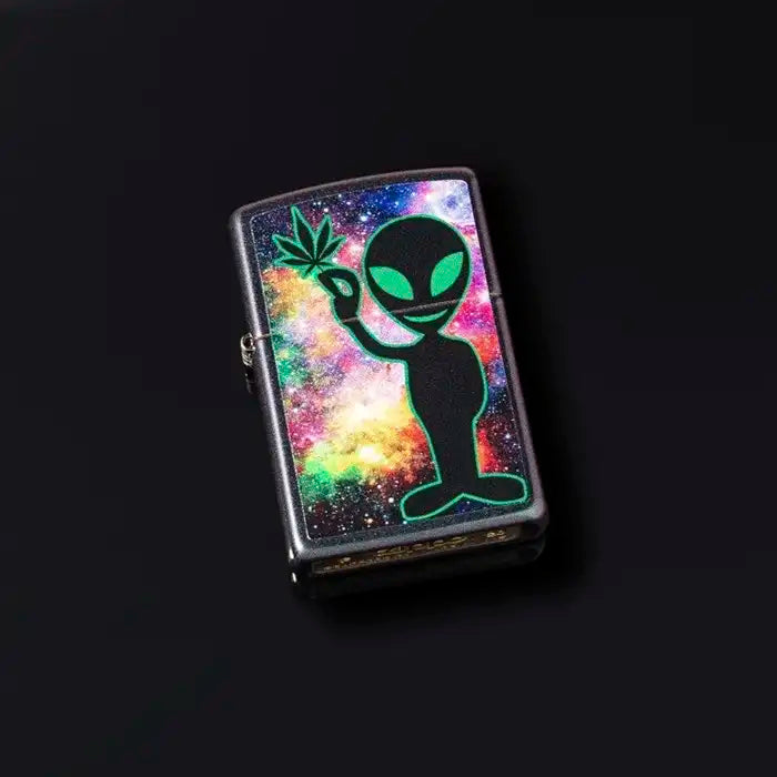 Zippo - Alien Design Iridescent