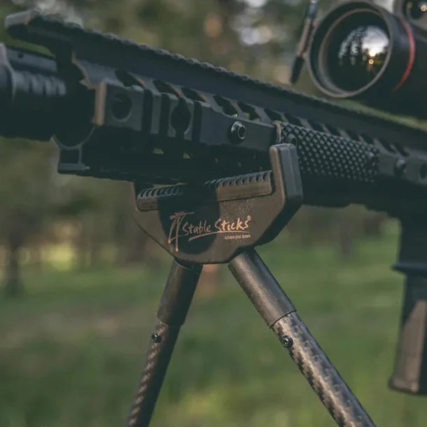 4Stable Sticks Essential Skytestokk – 4-Punkts Støtte - Karbonfiber - Game-On.no