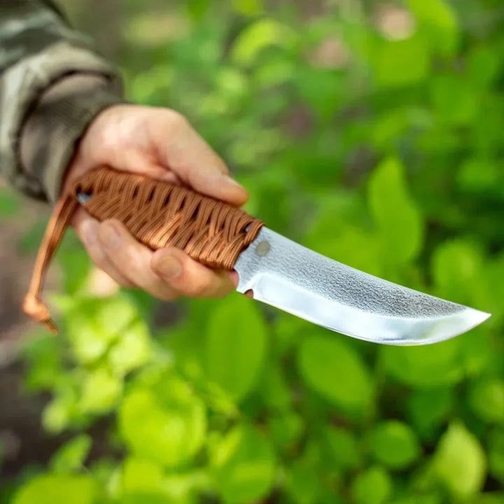 SNK1 Skeleton kés bőrhüvellyel - Bushcraft kés D2 acél